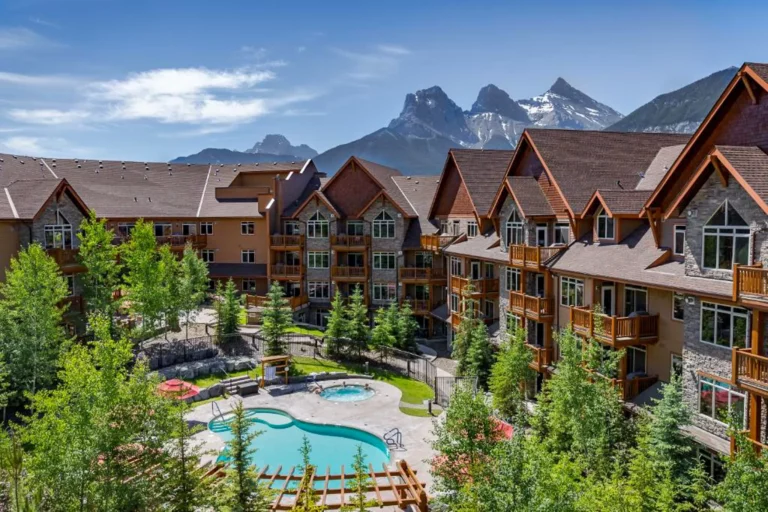 Canmore Hotels